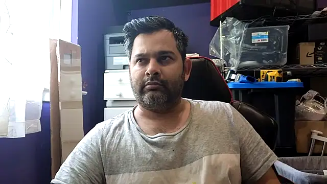 Snapshot of Sakhtlaundaz chatting on May 2026 01:50:02 PM Sakhtlaundaz online show from May 2026 01:50:02 PM