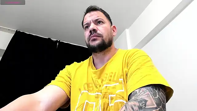 musclemonster31 online show from December 2025 11:25:02 AM