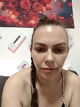 Snapshot of LEAsquirt91 chatting on May 2026 10:42:02 AM LEAsquirt91 online show from May 2026 10:42:02 AM
