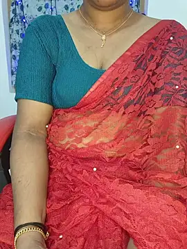 Snapshot of Malluivaniya chatting on June 2026 05:48:02 PM Malluivaniya online show from June 2026 05:48:02 PM