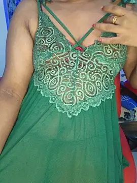 Snapshot of Malluivaniya chatting on July 2026 06:03:02 PM Malluivaniya online show from July 2026 06:03:02 PM