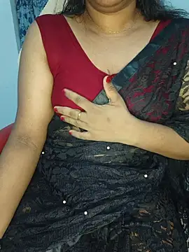 Snapshot of Malluivaniya chatting on July 2026 06:18:02 AM Malluivaniya online show from July 2026 06:18:02 AM