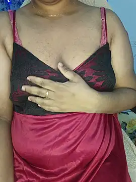 Snapshot of Malluivaniya chatting on July 2026 05:40:02 PM Malluivaniya online show from July 2026 05:40:02 PM