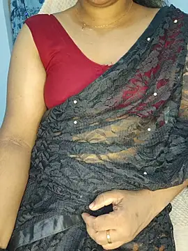 Snapshot of Malluivaniya chatting on July 2026 05:39:01 PM Malluivaniya online show from July 2026 05:39:01 PM