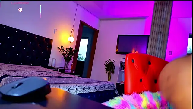 SQUIRT4UMEGAN online show from February 2026 11:22:01 AM