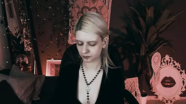 Snapshot of Noah_ElmerX chatting on November 2025 08:30:02 PM Noah ElmerX online show from November 2025 08:30:02 PM