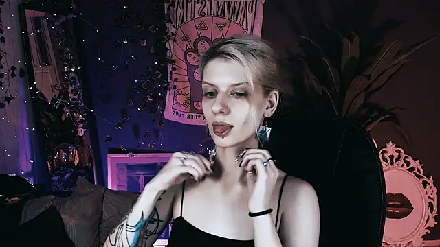 Snapshot of Noah_ElmerX chatting on December 2025 05:19:02 PM Noah ElmerX online show from December 2025 05:19:02 PM