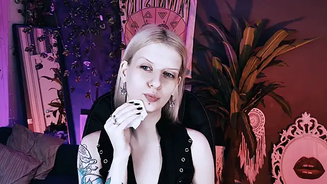 Snapshot of Noah_ElmerX chatting on July 2026 04:02:02 PM Noah ElmerX online show from July 2026 04:02:02 PM