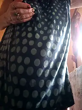 Snapshot of Lovely_Lori chatting on September 2025 09:25:02 AM Lovely Lori online show from September 2025 09:25:02 AM