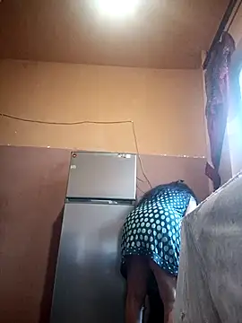 Snapshot of Lovely_Lori chatting on November 2025 05:24:01 AM Lovely Lori online show from November 2025 05:24:01 AM