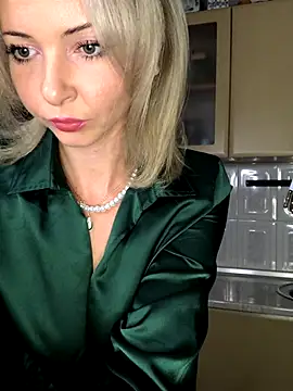 Kristina03 online show from October 2025 08:30:01 PM