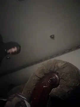 Snapshot of Cushington chatting on December 2025 02:22:02 PM Cushington online show from December 2025 02:22:02 PM