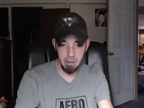 Snapshot of pensguy30 chatting on December 2024 08:25:02 PM pensguy30 online show from December 2024 08:25:02 PM