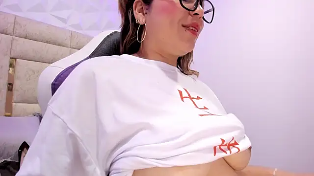 PauletteJ online show from February 2025 02:58:02 PM