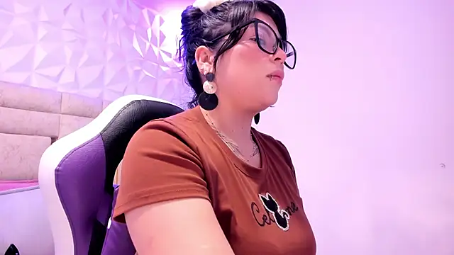 PauletteJ online show from March 2026 11:37:02 AM