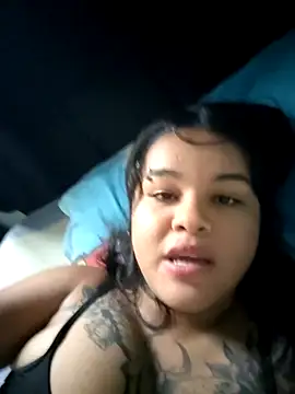 Snapshot of Bellota_22_Fuckme chatting on September 2025 01:24:02 PM Bellota 22 Fuckme online show from September 2025 01:24:02 PM