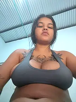 Snapshot of Bellota_22_Fuckme chatting on September 2025 05:55:02 AM Bellota 22 Fuckme online show from September 2025 05:55:02 AM