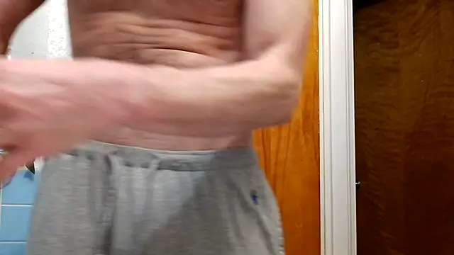 Snapshot of NovaChina chatting on December 2025 10:13:02 AM NovaChina online show from December 2025 10:13:02 AM