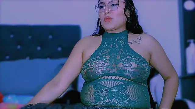 KathieBurning online show from November 2025 05:55:02 PM