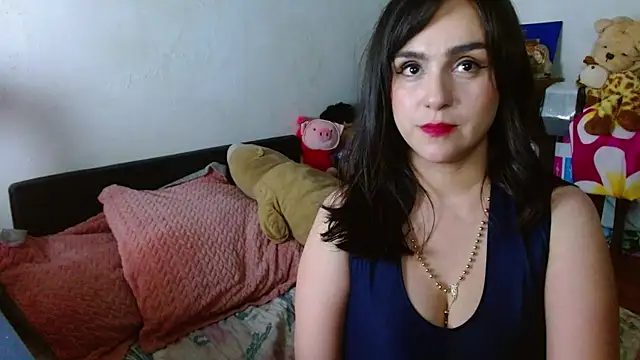 Snapshot of collette_beaufoy_ chatting on April 2026 05:32:02 AM collette beaufoy online show from April 2026 05:32:02 AM