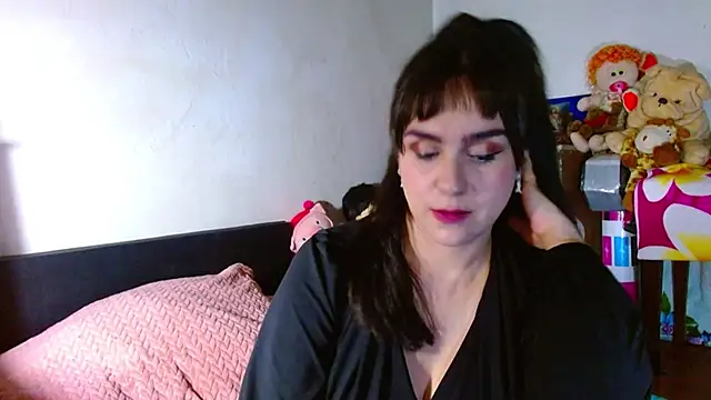 Snapshot of collette_beaufoy_ chatting on May 2026 05:04:01 AM collette beaufoy online show from May 2026 05:04:01 AM
