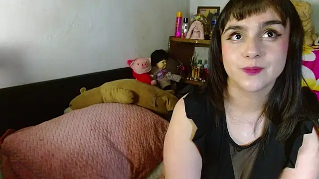 Snapshot of collette_beaufoy_ chatting on May 2026 06:08:01 AM collette beaufoy online show from May 2026 06:08:01 AM