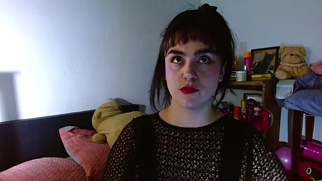 Snapshot of collette_beaufoy_ chatting on May 2026 09:17:02 AM collette beaufoy online show from May 2026 09:17:02 AM