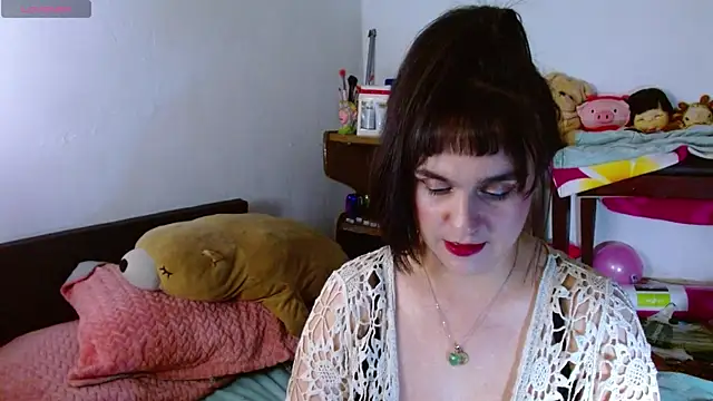 Snapshot of collette_beaufoy_ chatting on July 2026 04:58:02 AM collette beaufoy online show from July 2026 04:58:02 AM