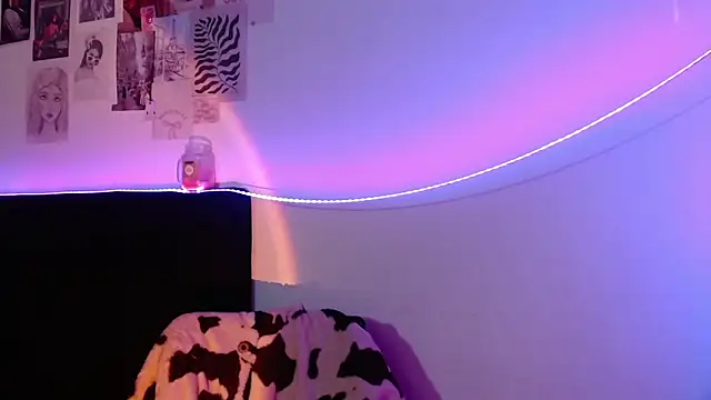 Snapshot of Coralinnee_ chatting on February 2025 04:31:02 AM Coralinnee  online show from February 2025 04:31:02 AM