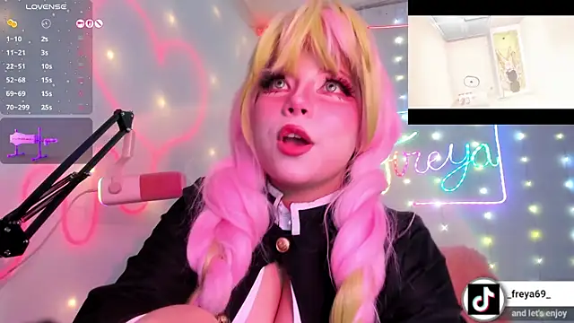 Snapshot of Sweet_freya1 chatting on March 2026 12:15:02 AM Sweet freya1 online show from March 2026 12:15:02 AM