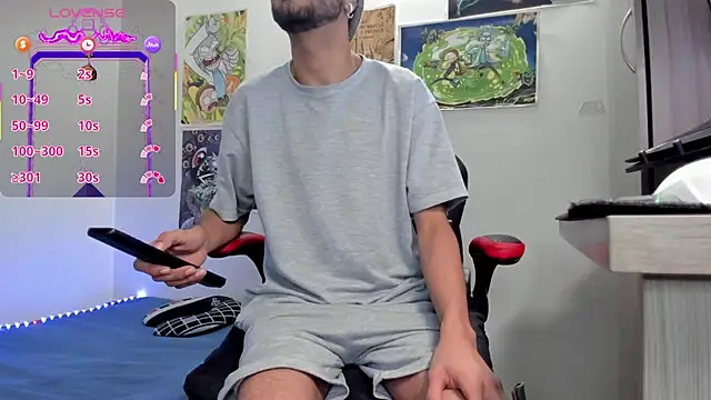 Snapshot of Aron_Baylor chatting on April 2026 05:24:02 AM Aron Baylor online show from April 2026 05:24:02 AM