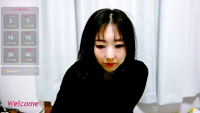 Snapshot of Love_me_Eri_ chatting on December 2024 07:35:02 AM Love me Eri  online show from December 2024 07:35:02 AM