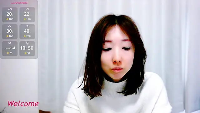 Snapshot of Love_me_Eri_ chatting on March 2025 07:53:01 AM Love me Eri  online show from March 2025 07:53:01 AM
