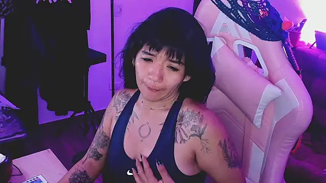 Snapshot of annie_walker6 chatting on March 2025 03:24:01 AM annie walker6 online show from March 2025 03:24:01 AM