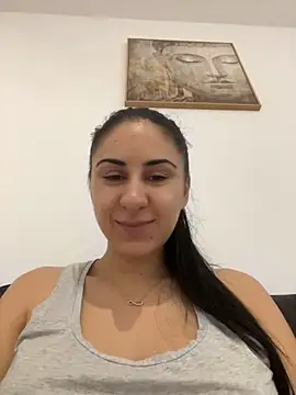 Snapshot of JenniferEdith chatting on December 2024 09:40:02 AM JenniferEdith online show from December 2024 09:40:02 AM