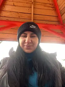 Snapshot of JenniferEdith chatting on February 2025 10:51:02 AM JenniferEdith online show from February 2025 10:51:02 AM