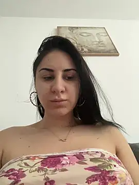 Snapshot of JenniferEdith chatting on February 2025 08:18:01 AM JenniferEdith online show from February 2025 08:18:01 AM