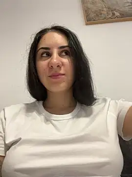 Snapshot of JenniferEdith chatting on March 2025 07:05:02 AM JenniferEdith online show from March 2025 07:05:02 AM