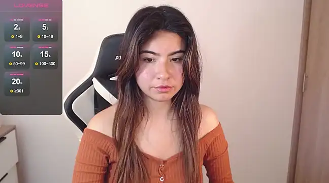 Snapshot of alice_middlee chatting on February 2025 04:10:02 PM alice middlee online show from February 2025 04:10:02 PM