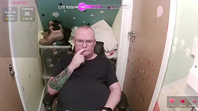 Snapshot of FriendlyDave chatting on January 2025 10:27:02 AM FriendlyDave online show from January 2025 10:27:02 AM