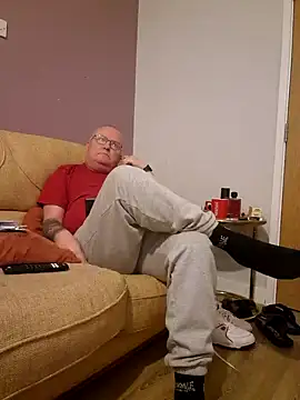 Snapshot of FriendlyDave chatting on January 2025 09:04:02 PM FriendlyDave online show from January 2025 09:04:02 PM