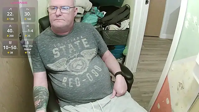 Snapshot of FriendlyDave chatting on March 2025 07:17:01 PM FriendlyDave online show from March 2025 07:17:01 PM