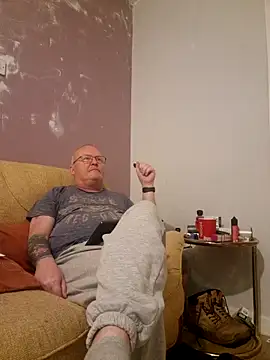 Snapshot of FriendlyDave chatting on March 2025 12:21:02 AM FriendlyDave online show from March 2025 12:21:02 AM