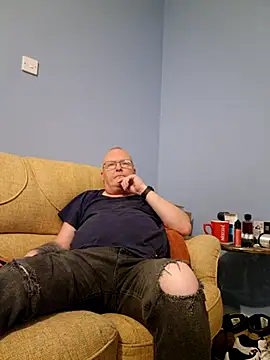 Snapshot of FriendlyDave chatting on March 2025 09:58:02 PM FriendlyDave online show from March 2025 09:58:02 PM