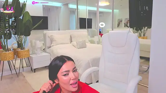 Snapshot of wowEva chatting on November 2025 10:26:01 AM wowEva online show from November 2025 10:26:01 AM