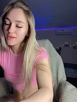 Snapshot of Good__Girl_ chatting on February 2026 09:51:02 AM Good Girl online show from February 2026 09:51:02 AM