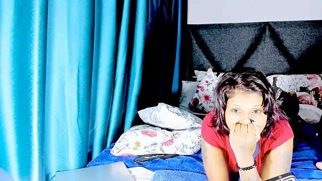 Snapshot of IndianBibix chatting on February 2025 09:47:02 AM IndianBibix online show from February 2025 09:47:02 AM