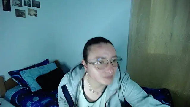 Snapshot of monkeywillwhite chatting on April 2026 03:59:02 AM monkeywillwhite online show from April 2026 03:59:02 AM