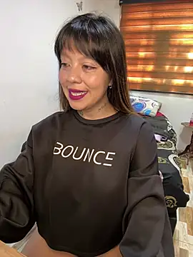 Bruja lu online show from February 2025 04:29:01 PM