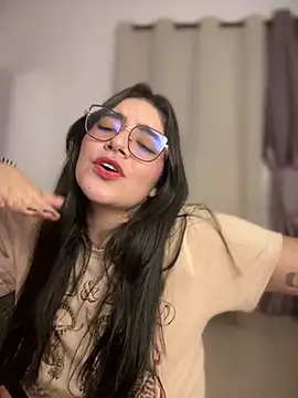 Lia flowers online show from March 2025 05:19:01 AM